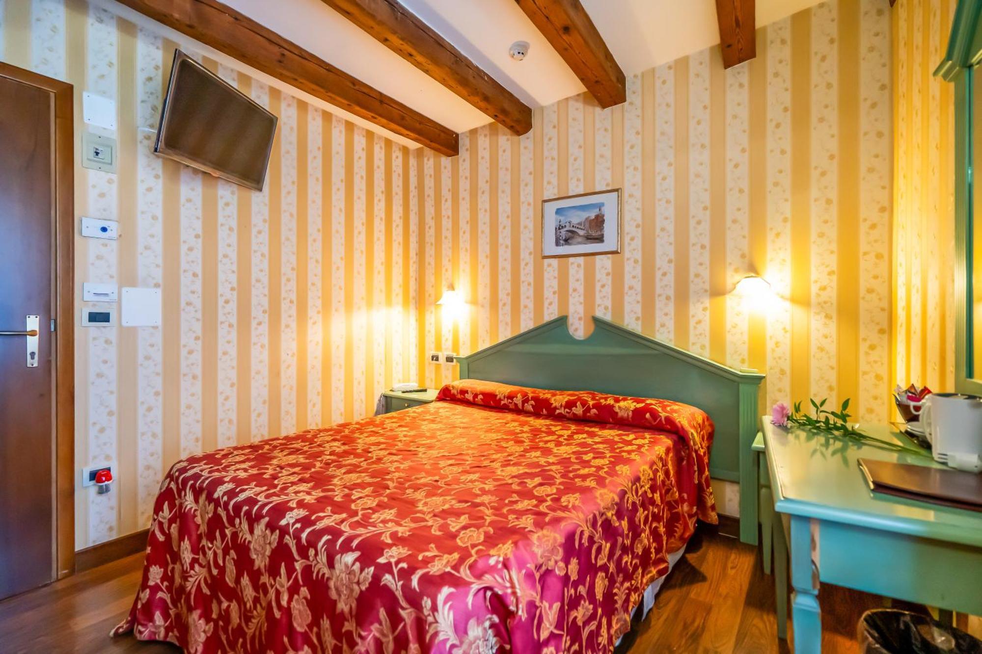 Hotel Tintoretto Венеція Екстер'єр фото